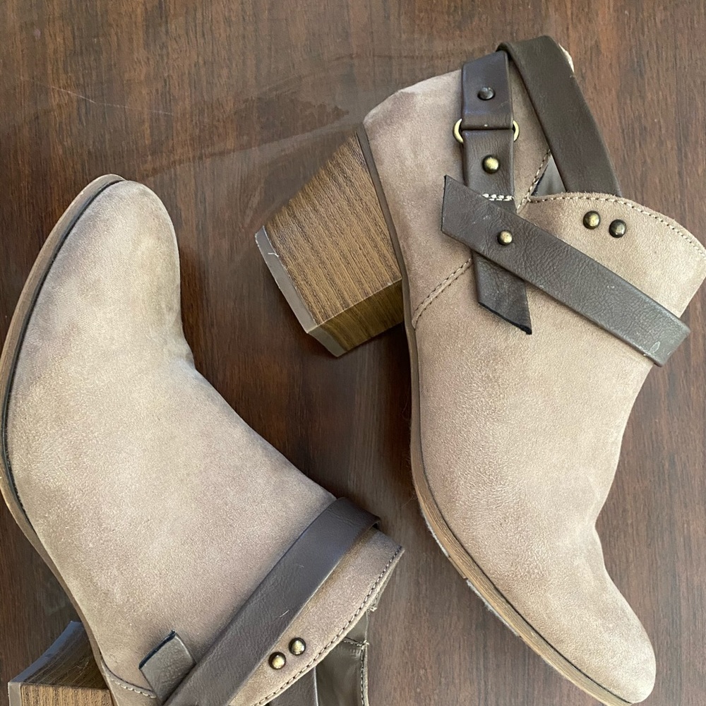 Fergalicious Suede Booties- Size 9